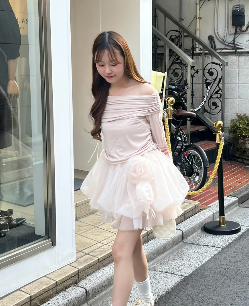 【Delivery within 2 weeks】Rose motif ribbon tulle skirt(mini)