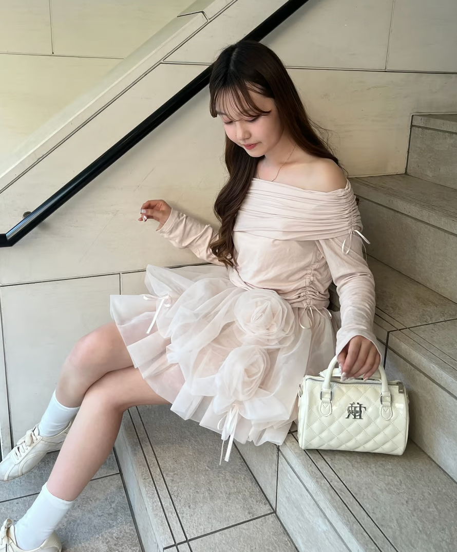 【Delivery within 2 weeks】Rose motif ribbon tulle skirt(mini)