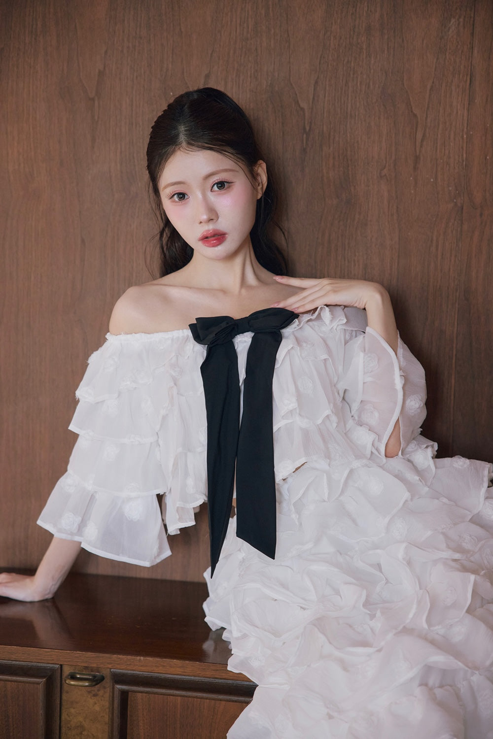 Lisa rose frill ribbon tops