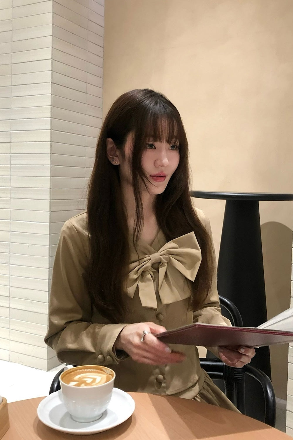 Ribbon tie blouse