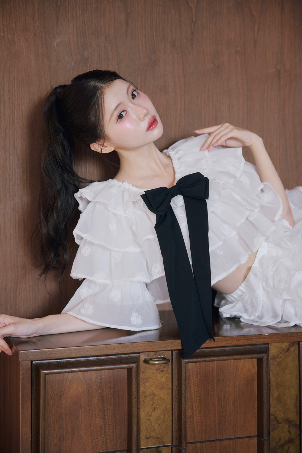 Lisa rose frill ribbon tops