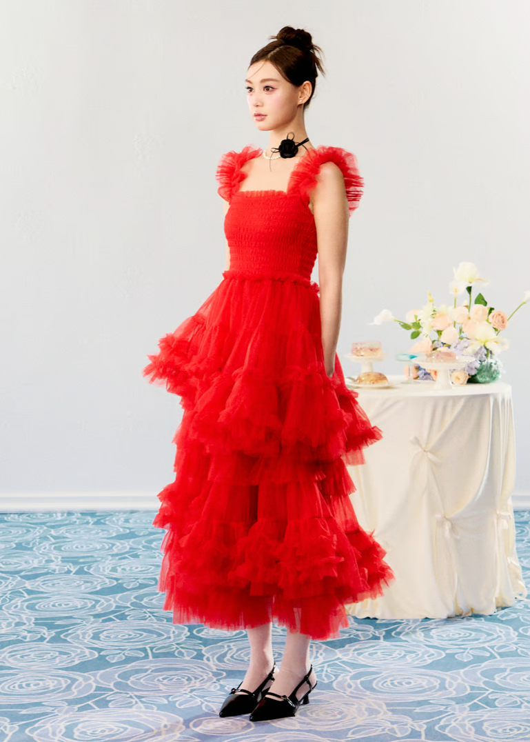 Ballerina” blooming tulle dress(red) – Treat Ürself Ballerina” blooming tulle dress(red) – Treat Ürself