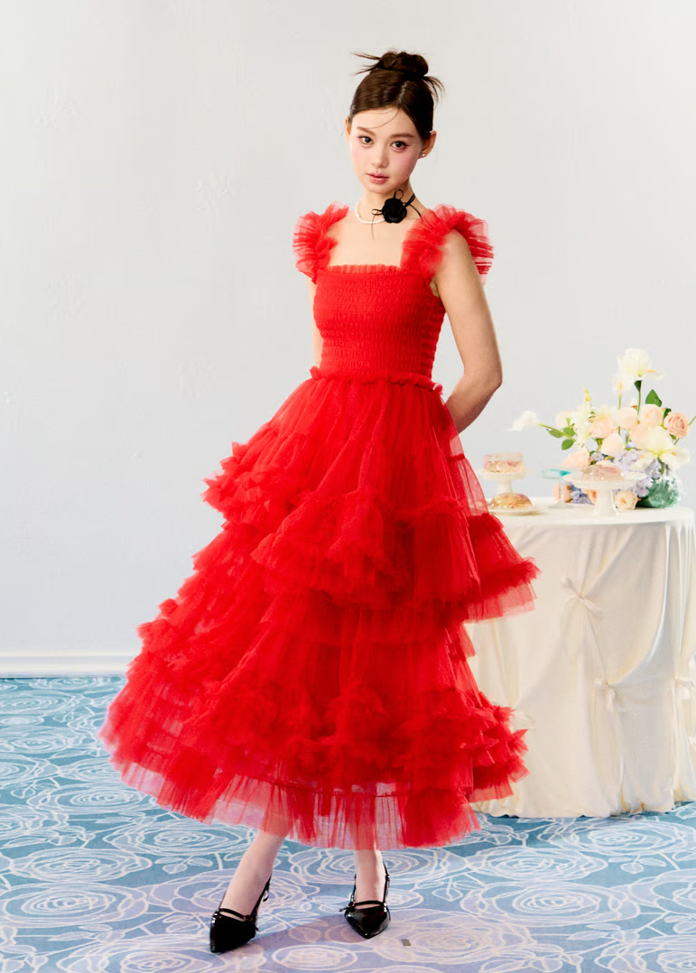 Ballerina” blooming tulle dress(red) – Treat Ürself