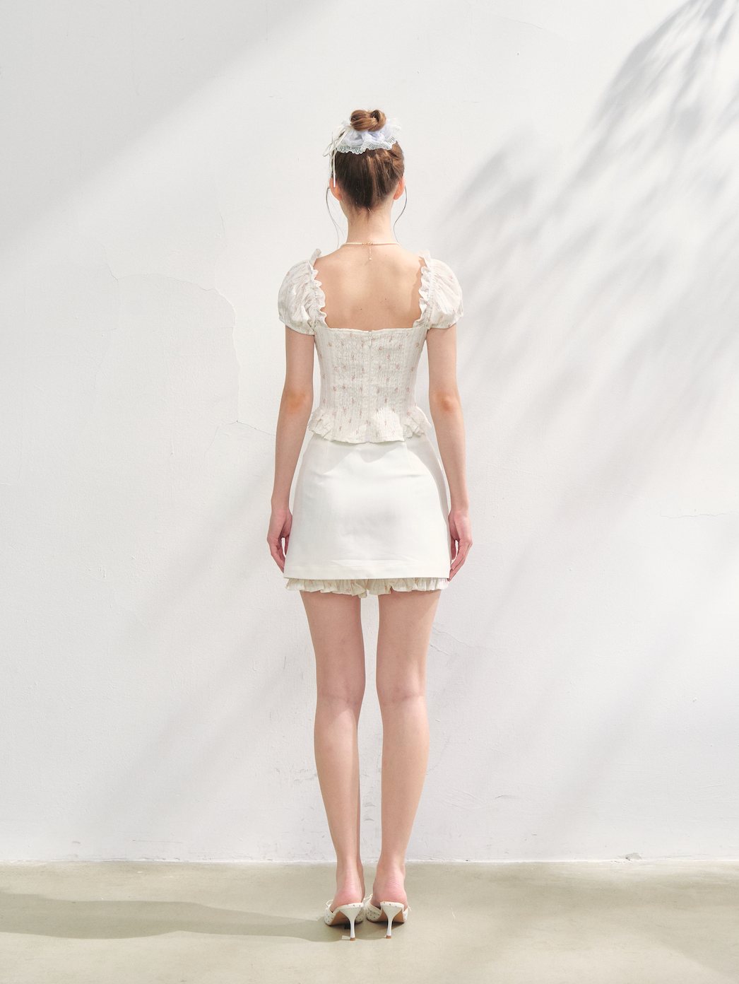 Lacy rose corset blouse/Whip layered skirts