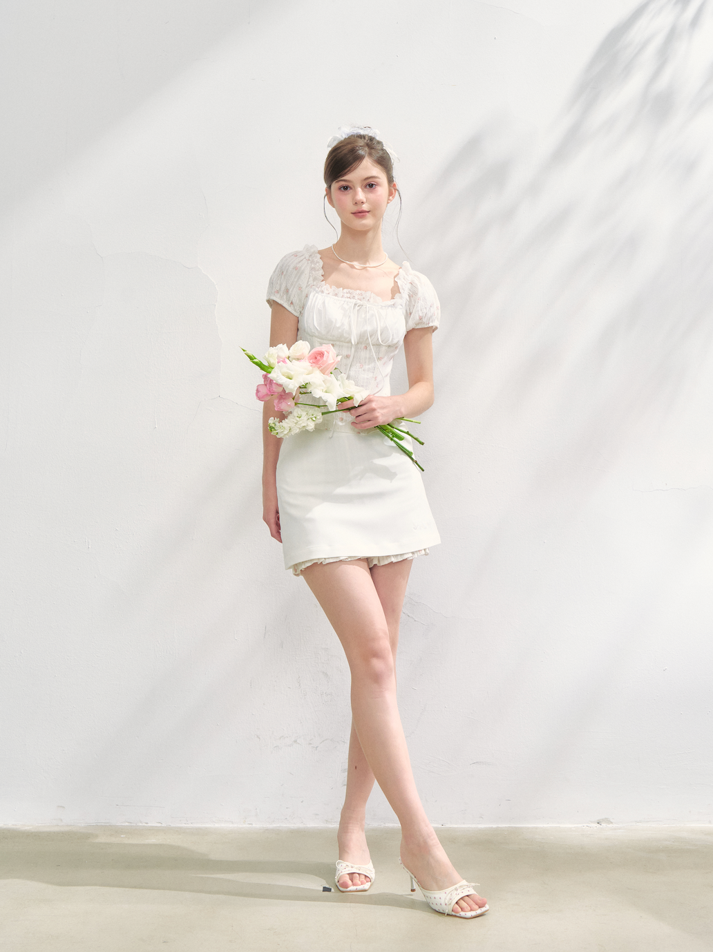 Lacy rose corset blouse/Whip layered skirts