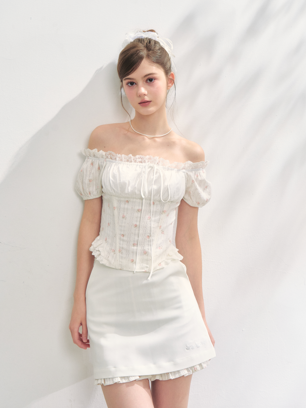 Lacy rose corset blouse/Whip layered skirts