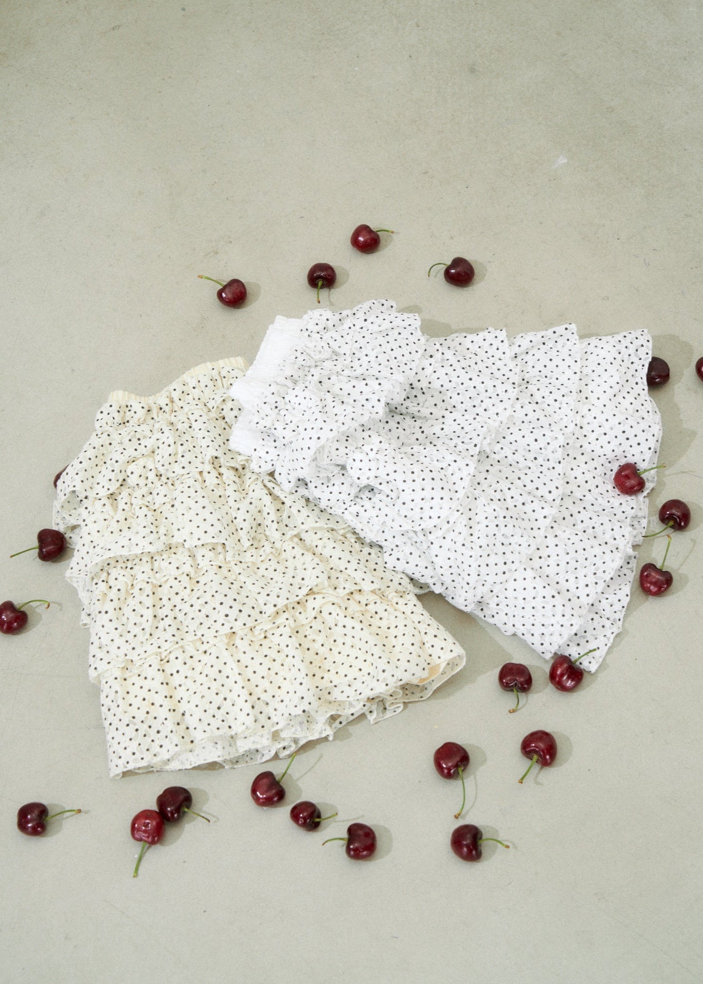 girly lace dot tutu – Treat Ürself
