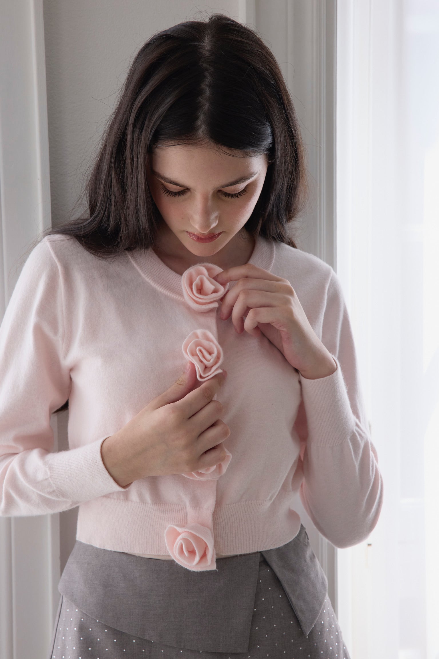 トップス Treat Urself Rose flower motif cardigan 9月下旬〜10月上旬発送】Rose flower motif cardigan – Treat Ürself