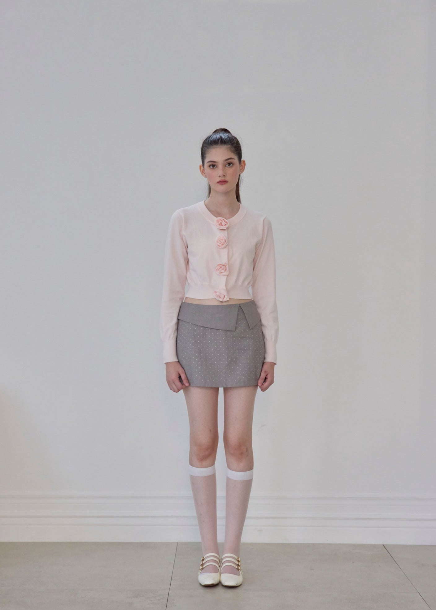 9月下旬〜10月上旬発送】Rose flower motif cardigan – Treat Ürself