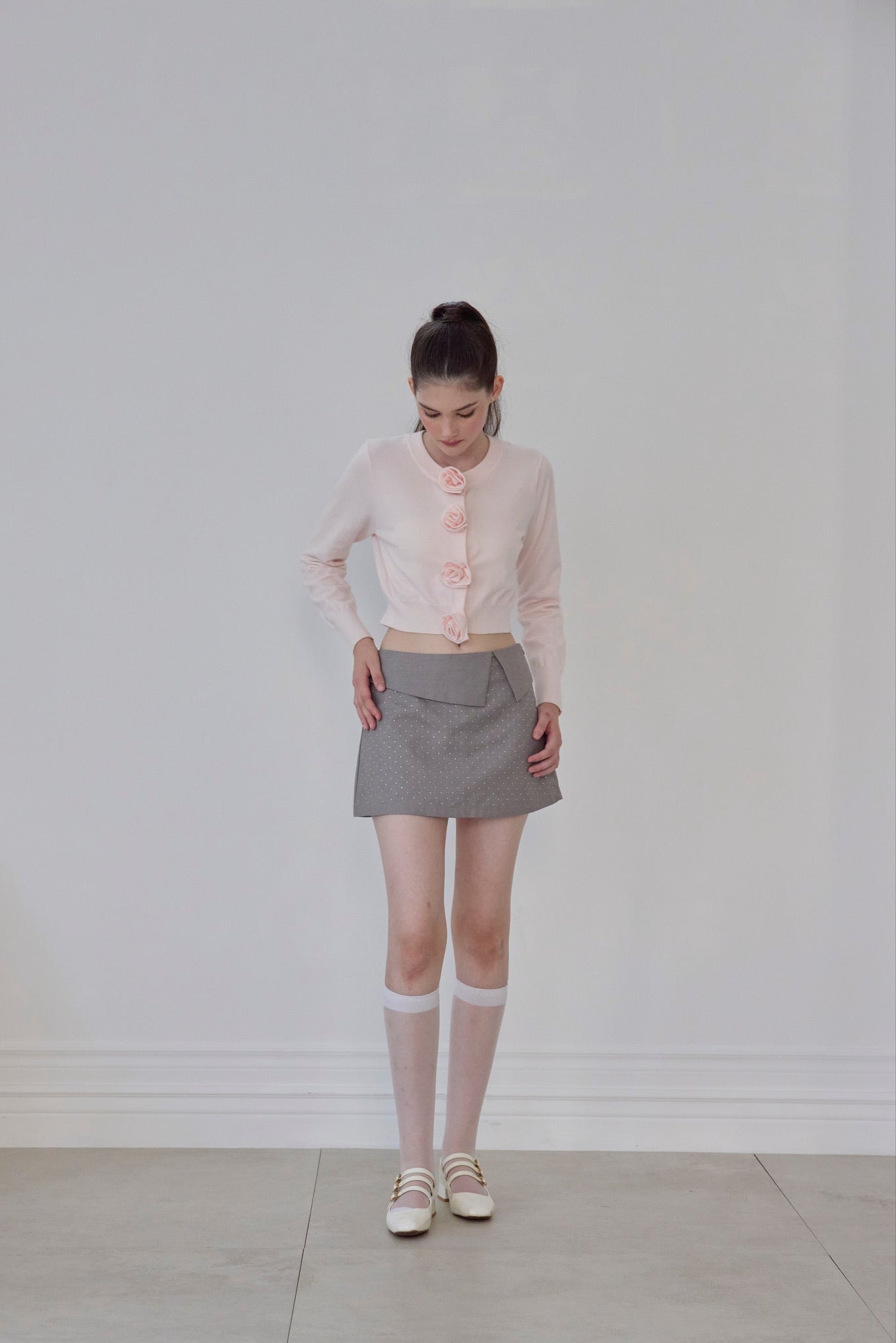 【9月下旬〜10月上旬発送】Rose flower motif cardigan