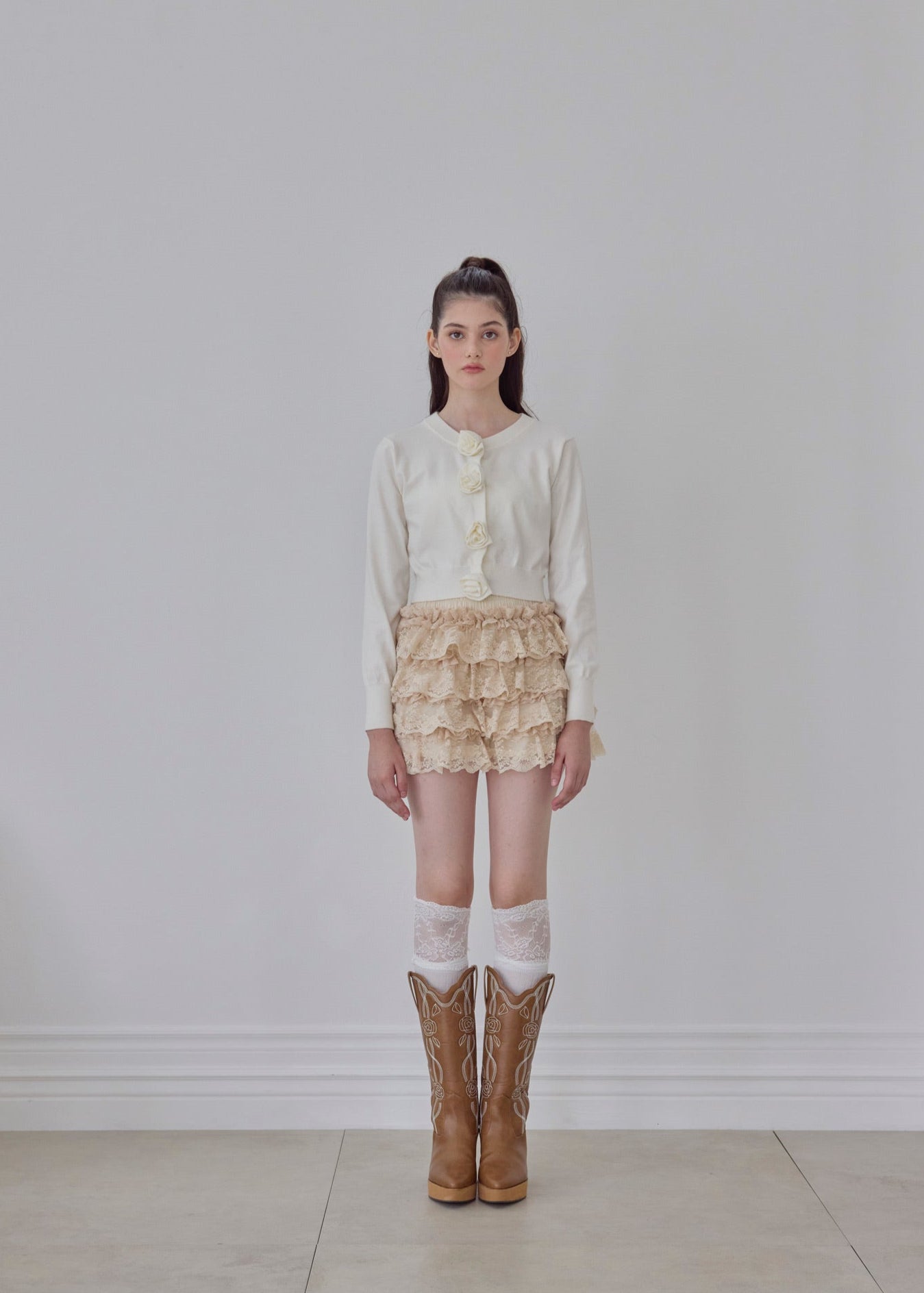 【9月下旬〜10月上旬発送】Rose flower motif cardigan