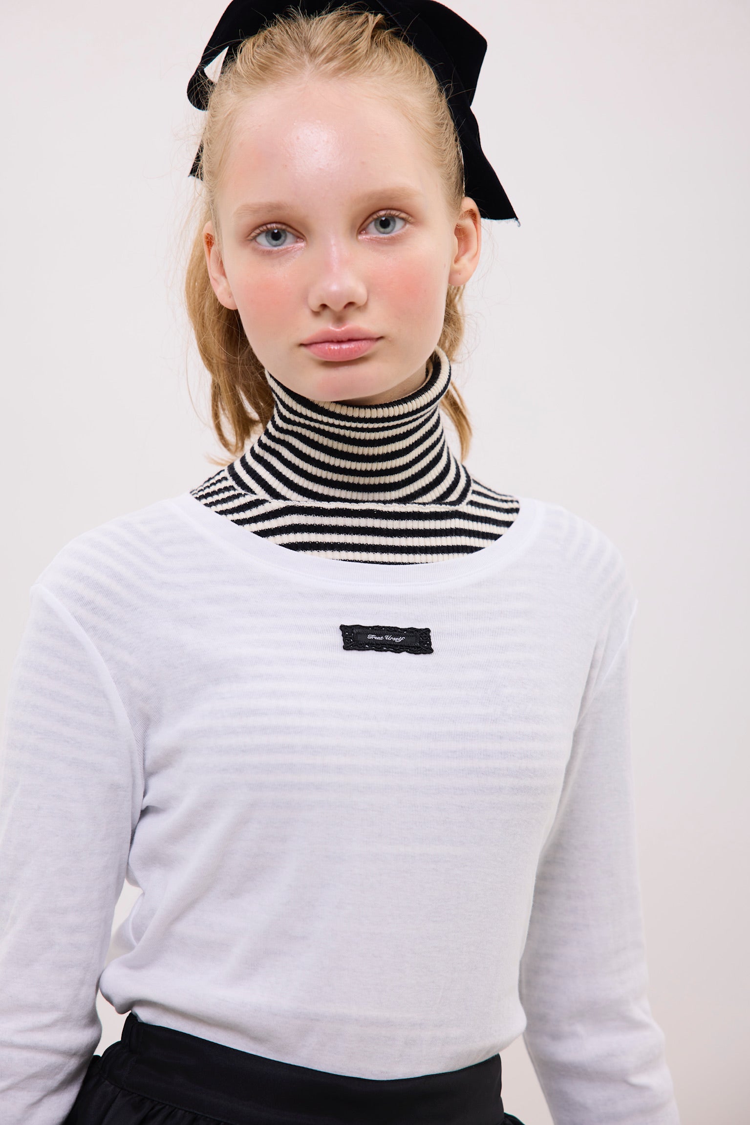 lace tag long sleeve T-shirts