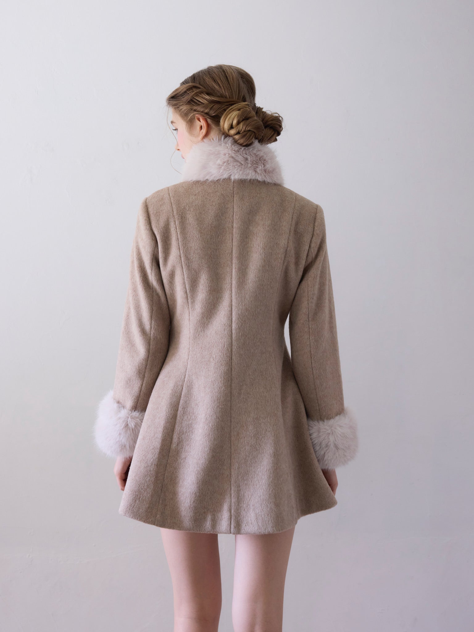 予約商品　Muse fur flare coat（beige）