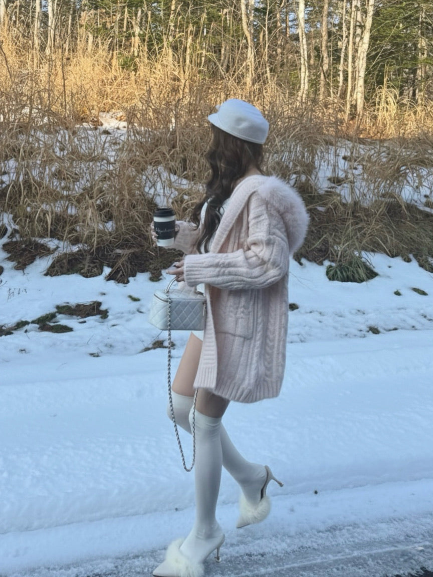 【予約販売】Bunny fur cable knit cardigan