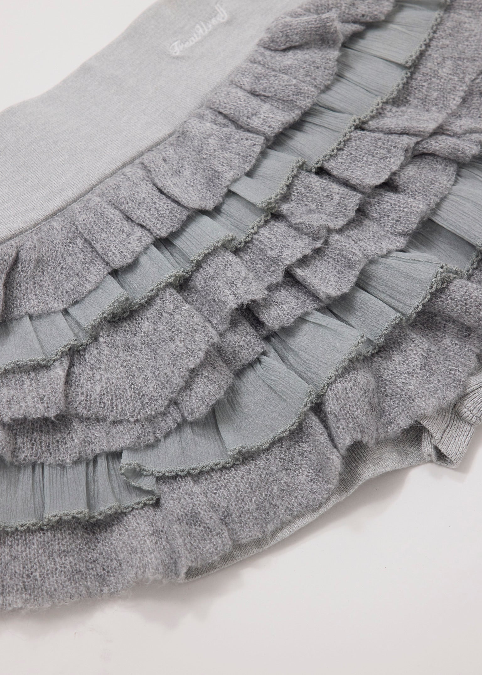 frill mini knit skirt