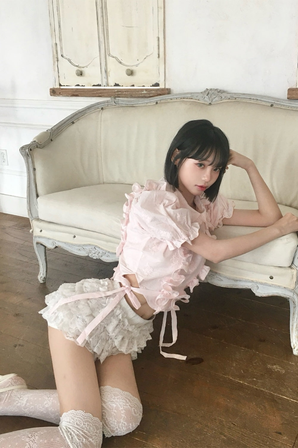 Peony ribbon frill blouse
