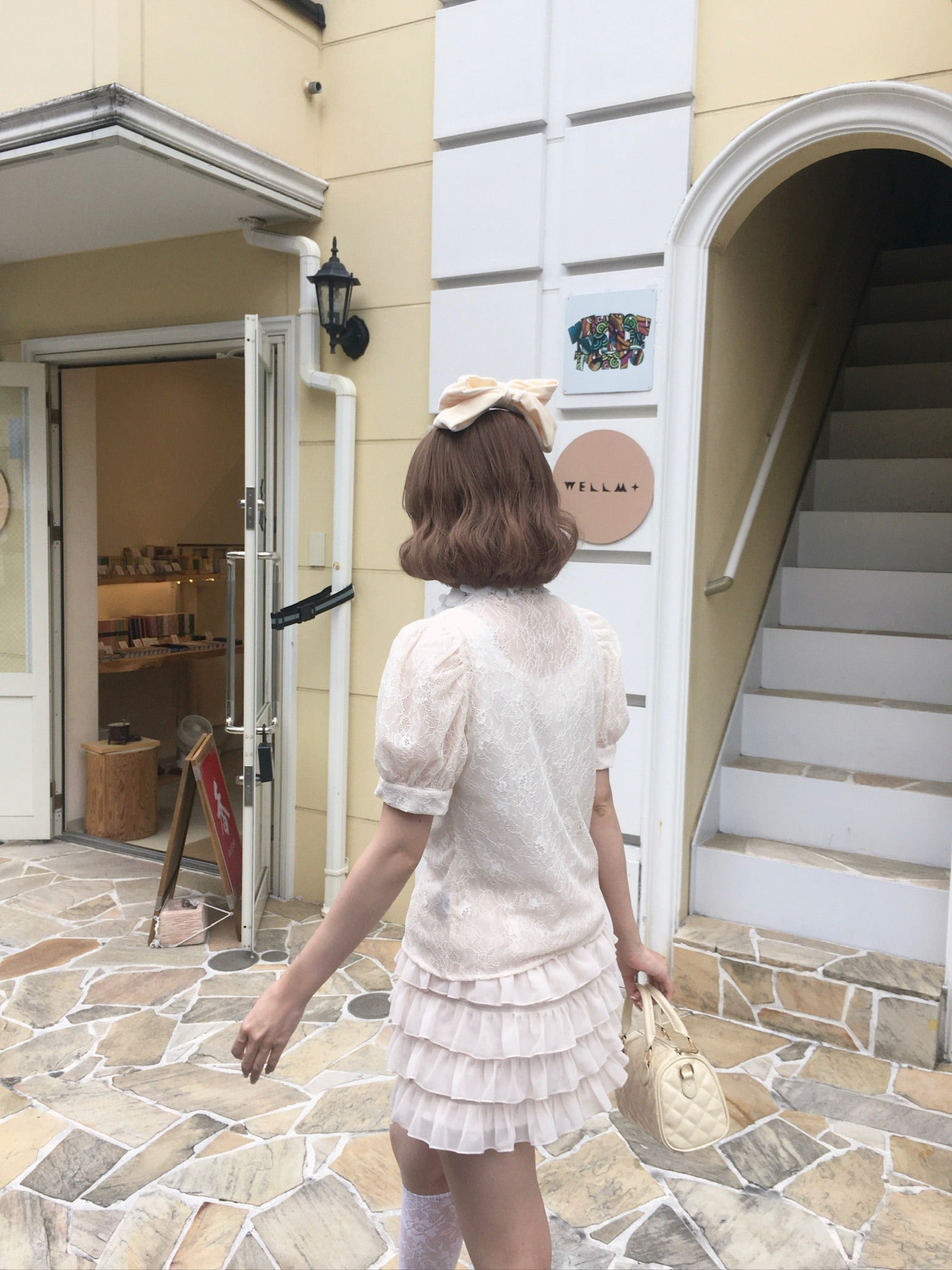 étoile flower lace blouse