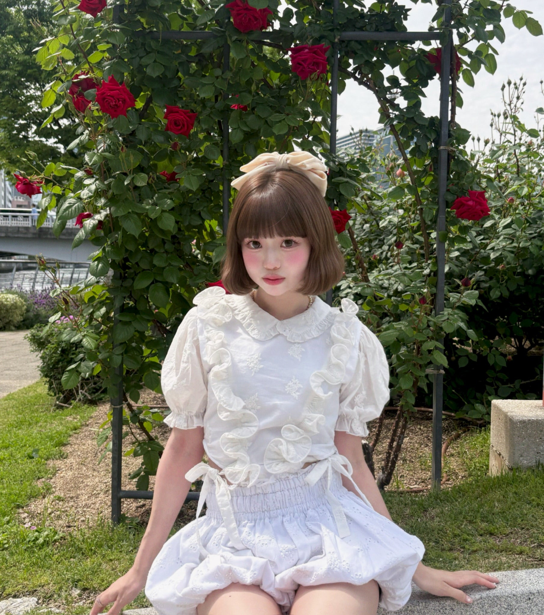 【予約販売】Peony ribbon frill blouse