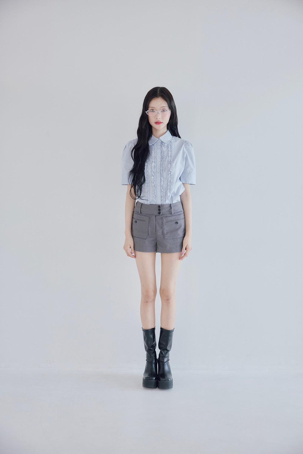 whip cream frill blouse