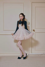Tiny bloom tops