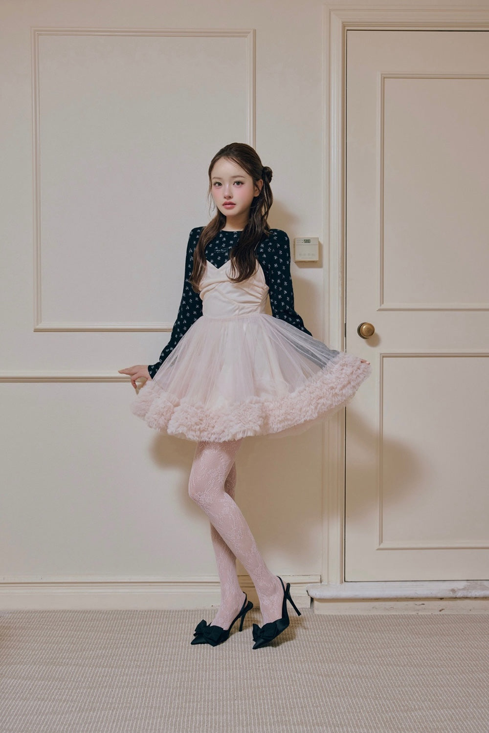 Tiny bloom tops
