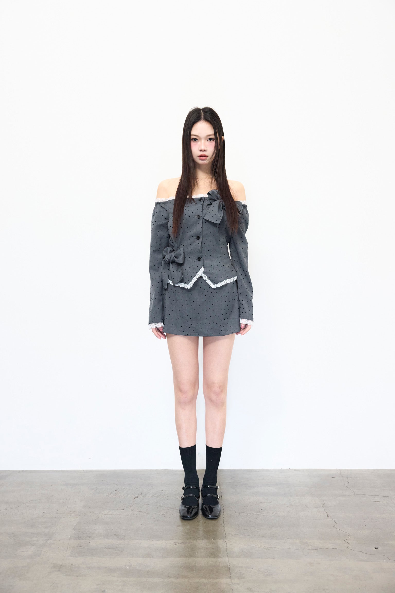 Juliet ribbon dot tops