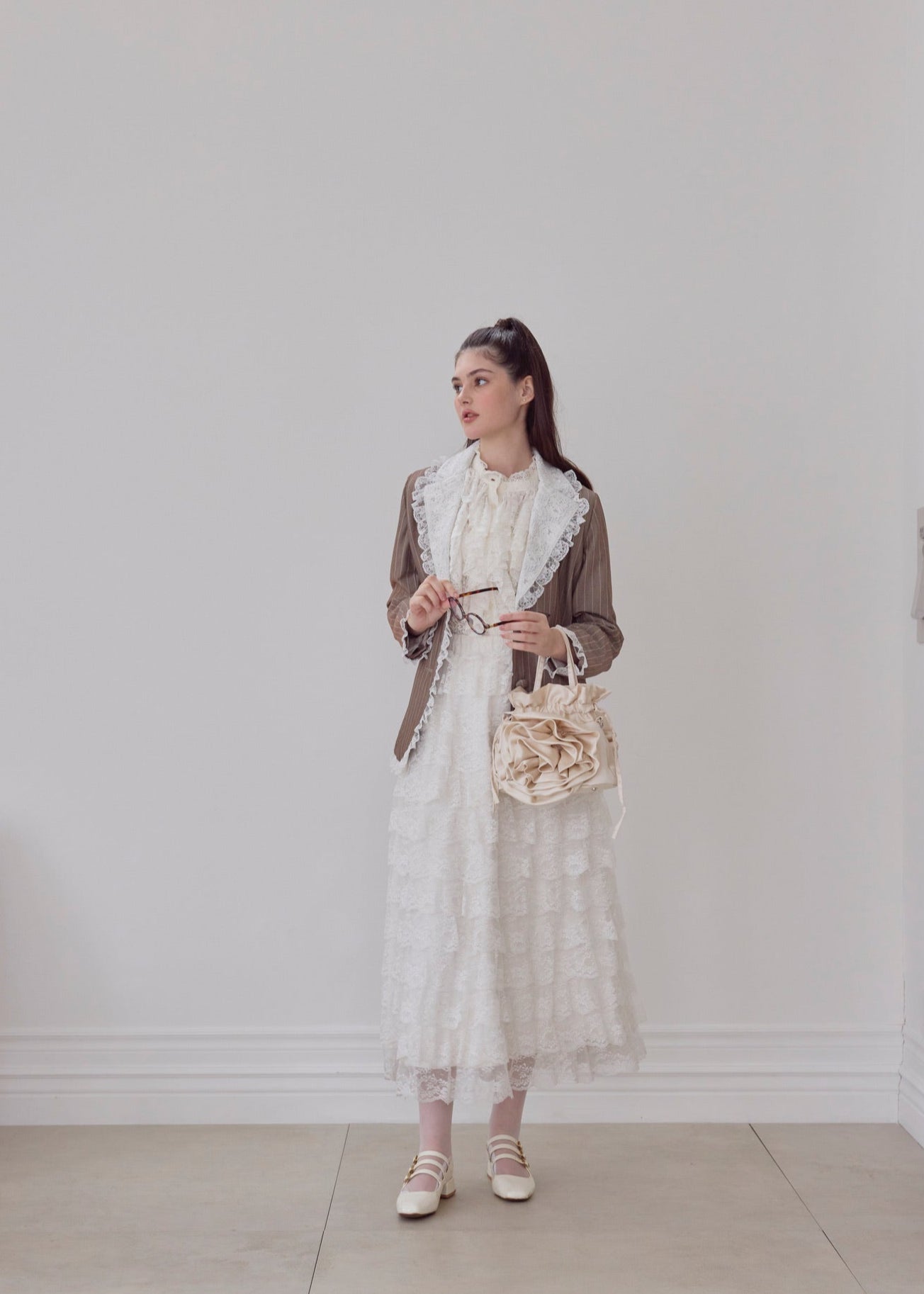classical flower lace blouse