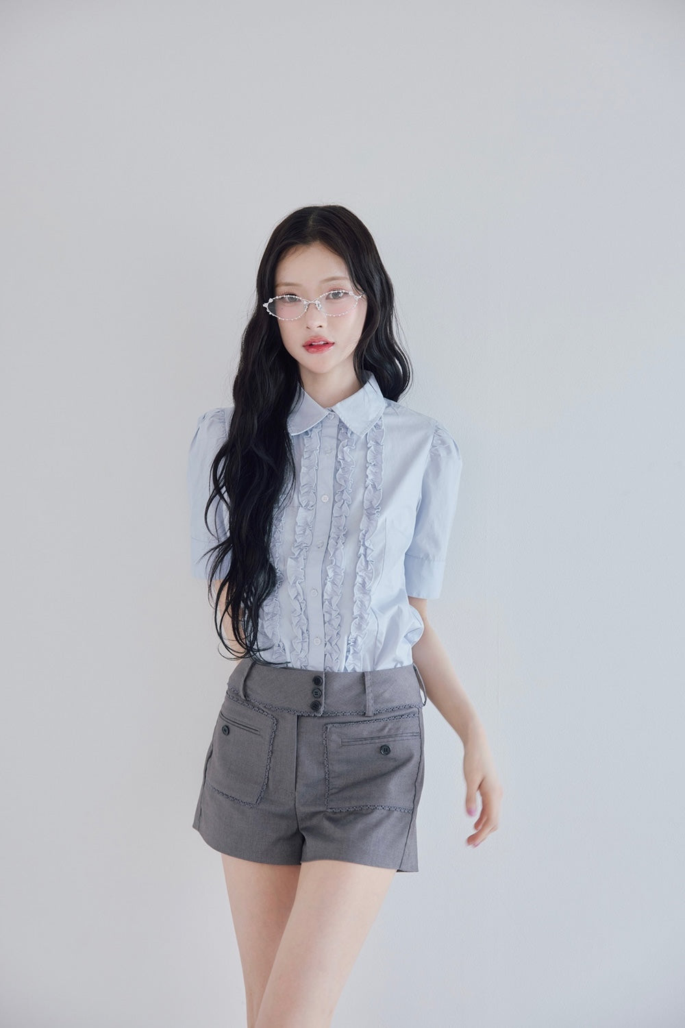 whip cream frill blouse