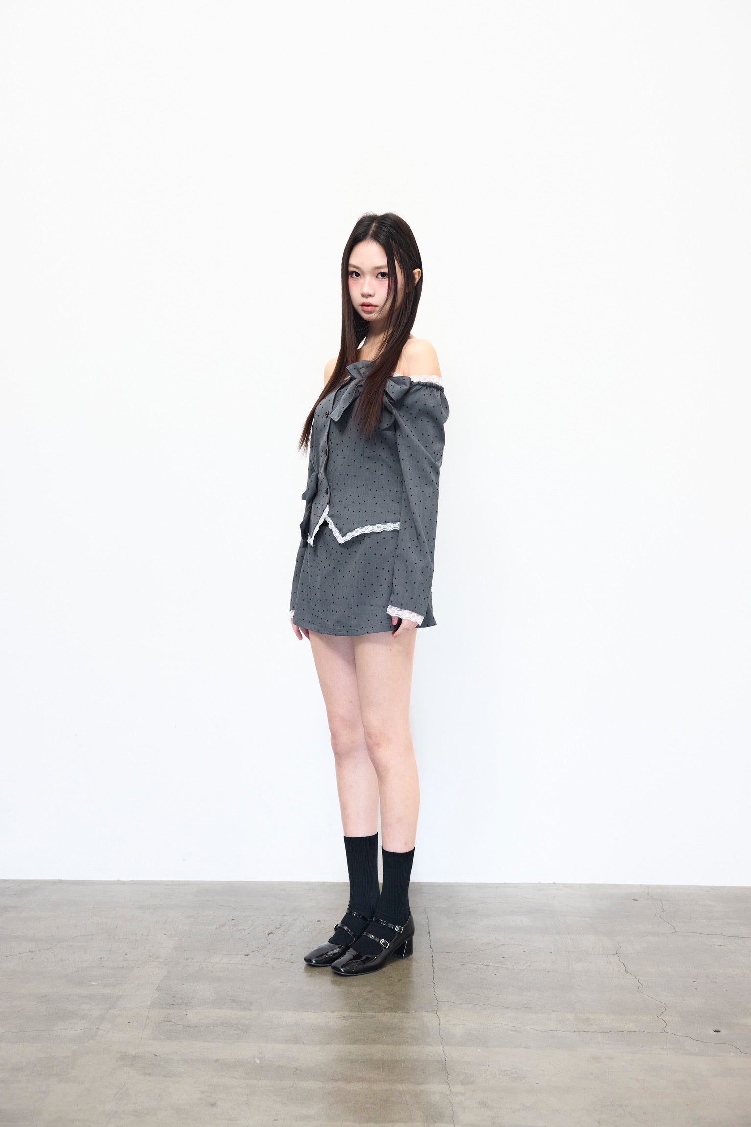 Juliet ribbon dot tops