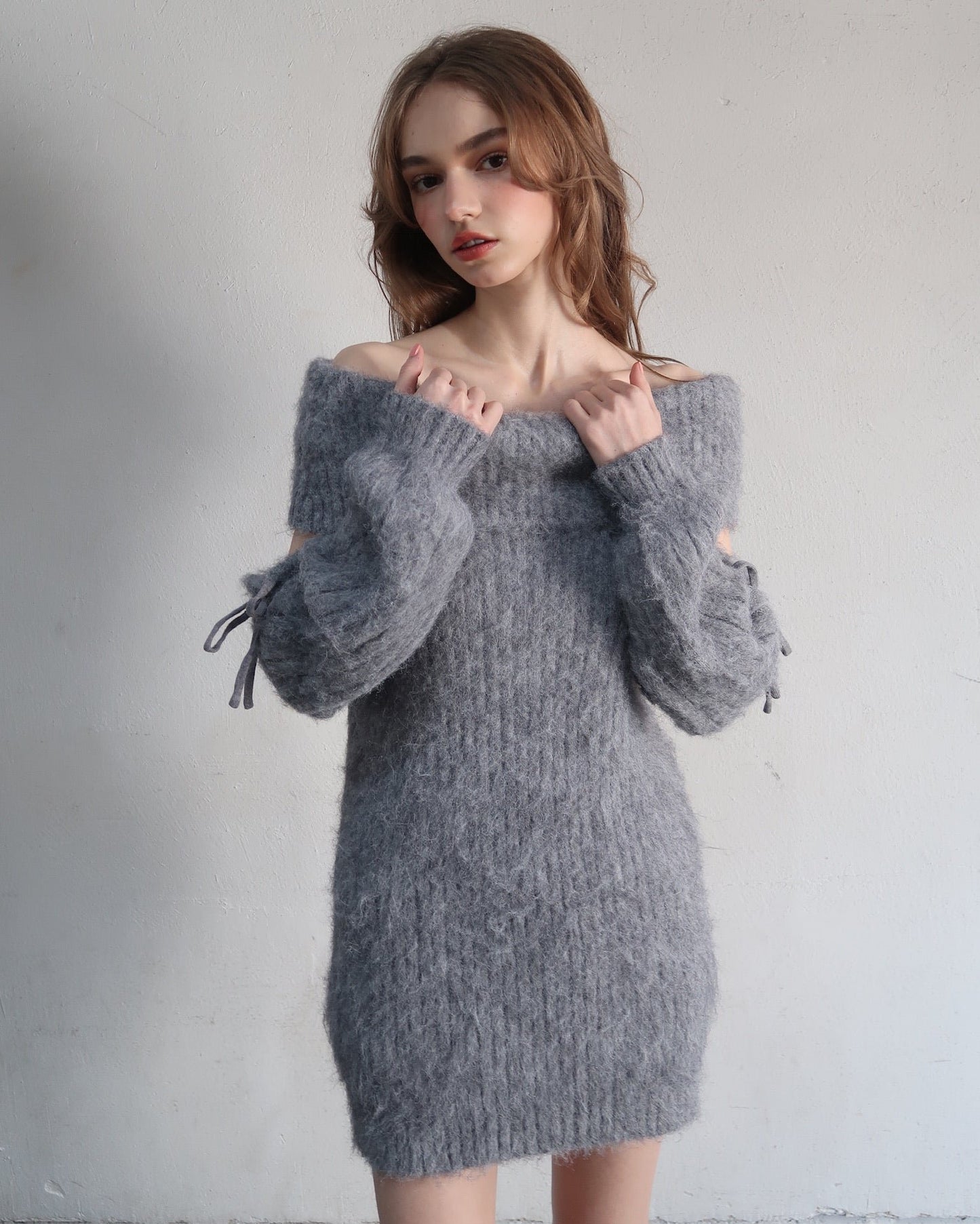 threat sleeve ribbon knit one-piece