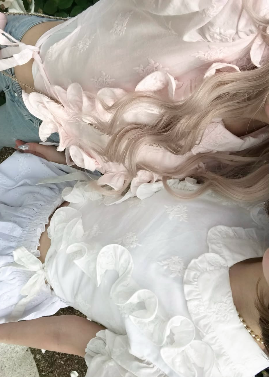 【予約販売】Peony ribbon frill blouse