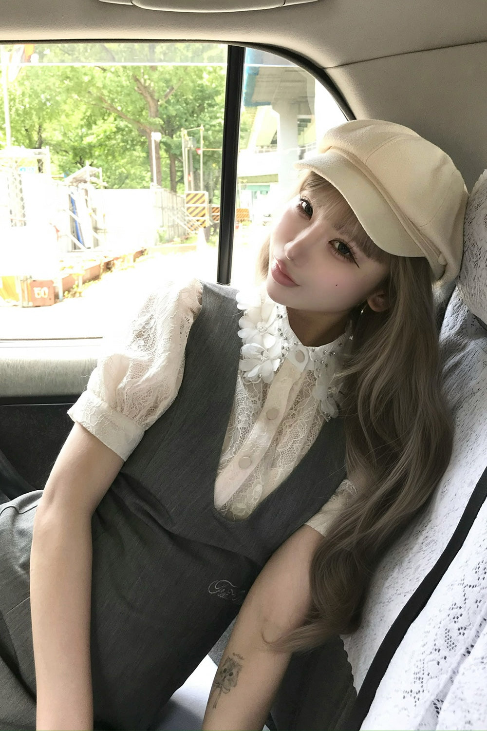 étoile flower lace blouse – Treat Ürself