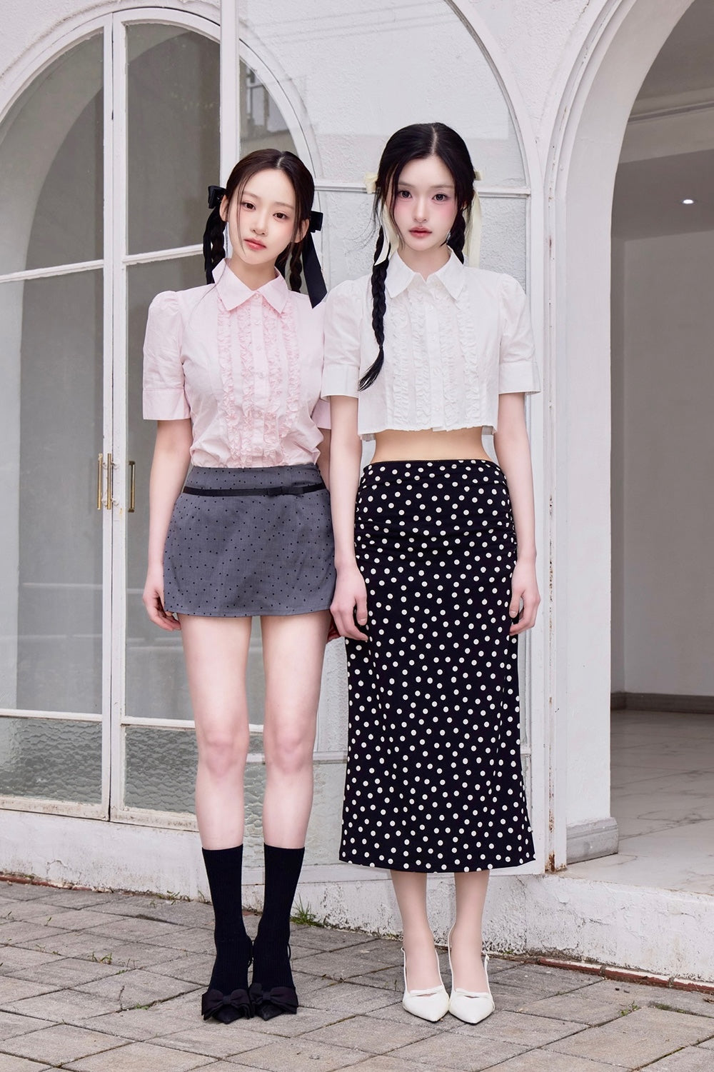 whip cream frill blouse