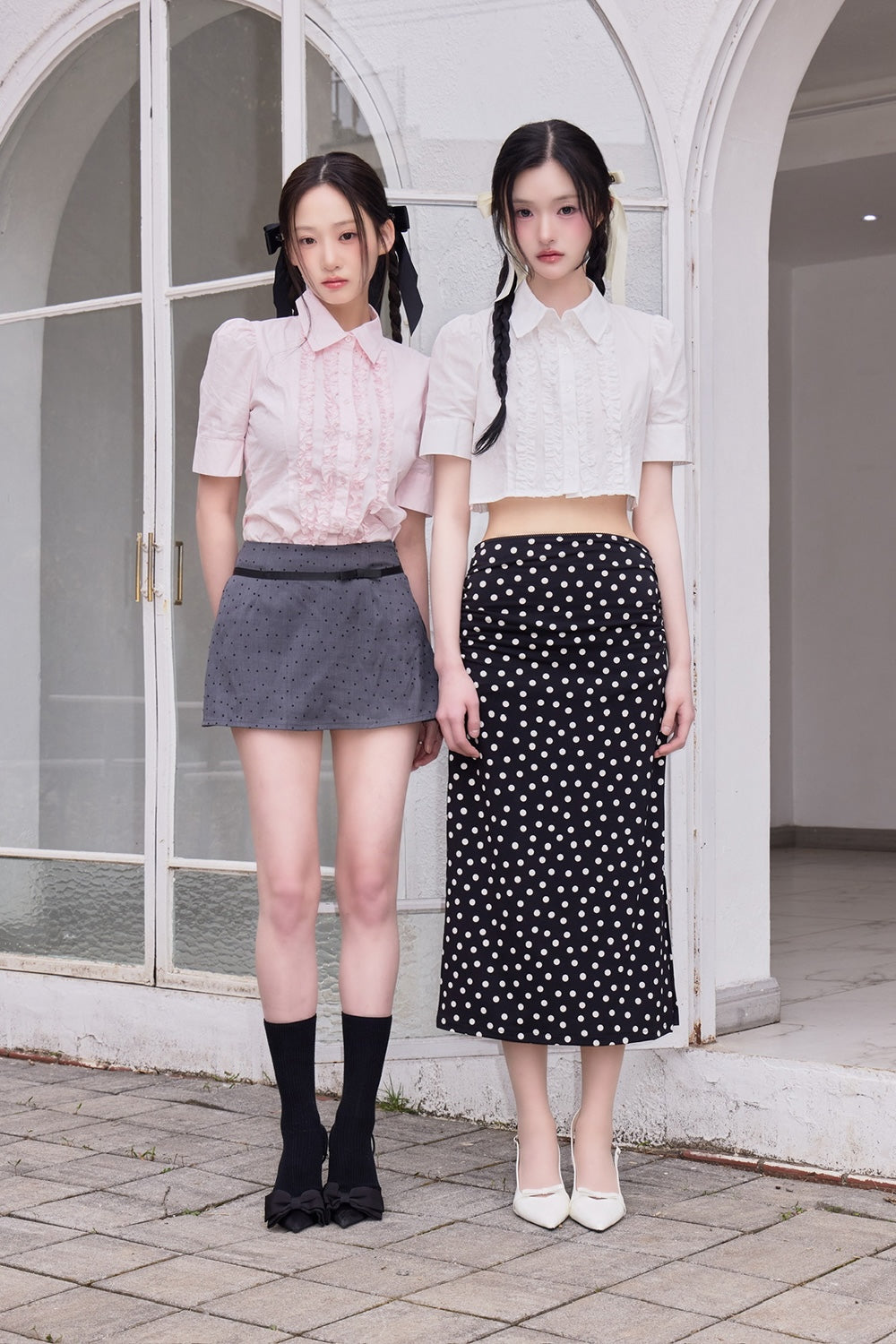 whip cream frill blouse