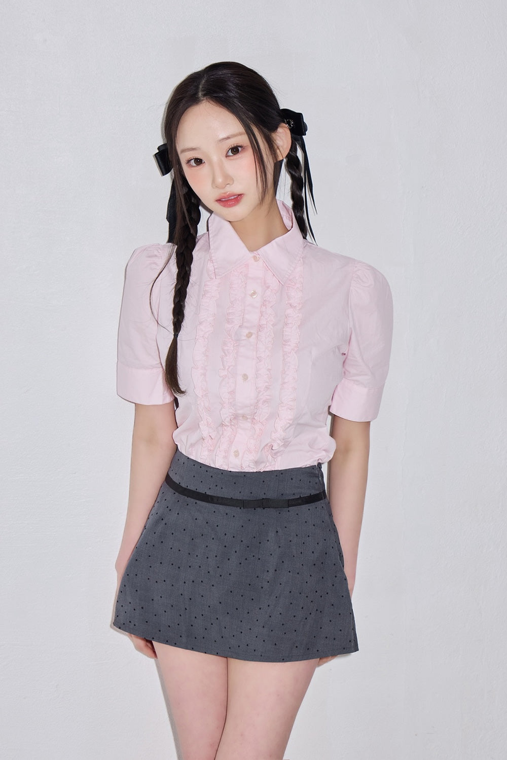 whip cream frill blouse