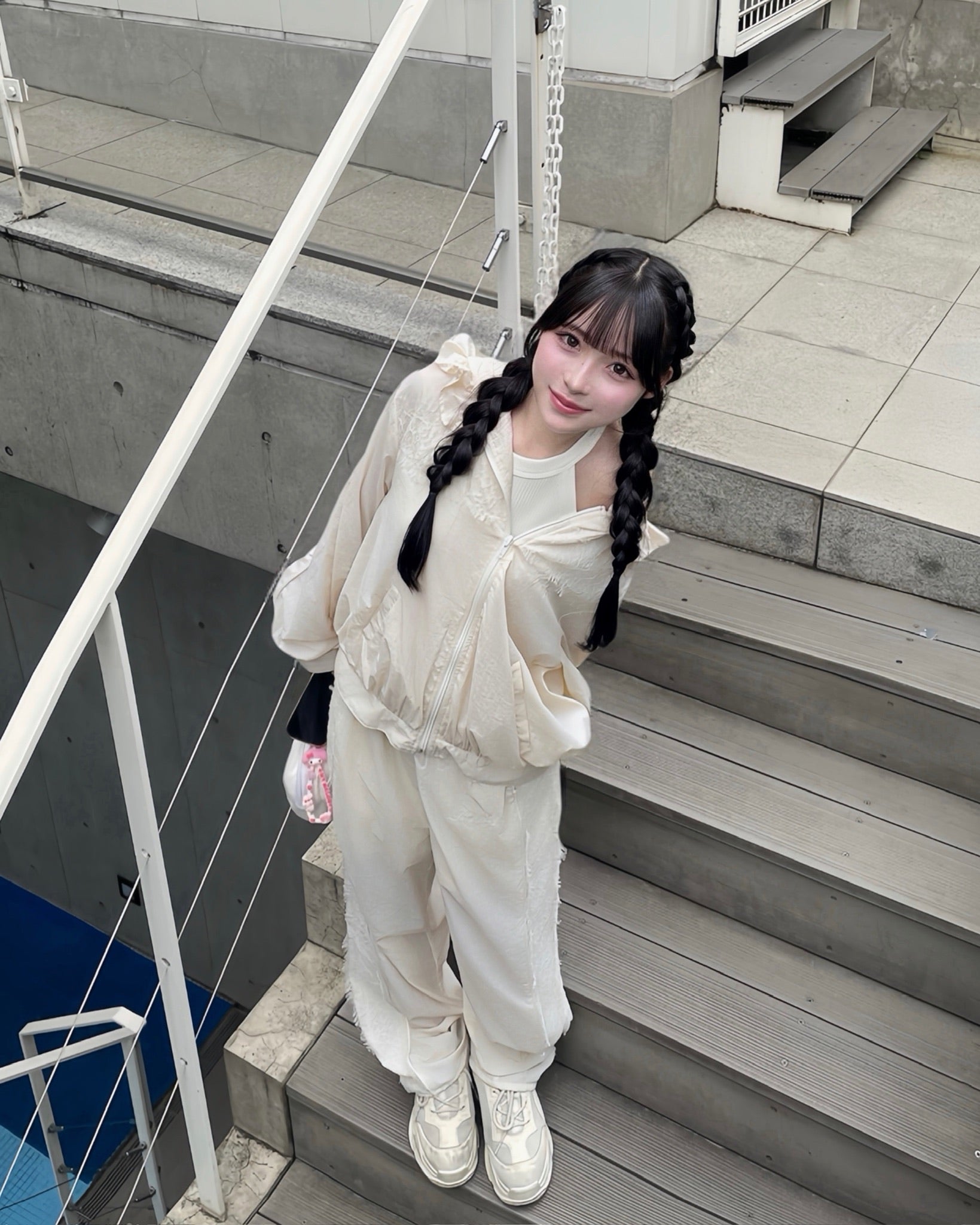 airy lace hoodie