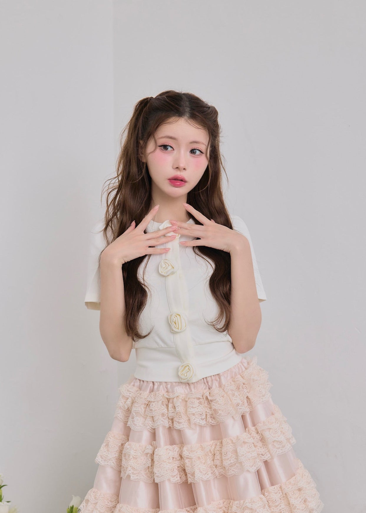 Rose flower motif short sleeve cardigan