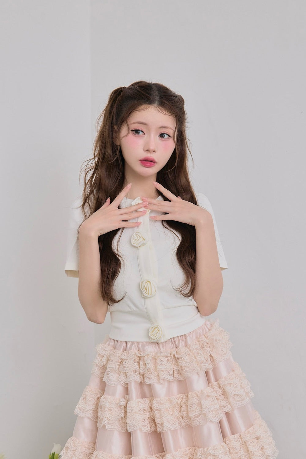 Rose flower motif short sleeve cardigan