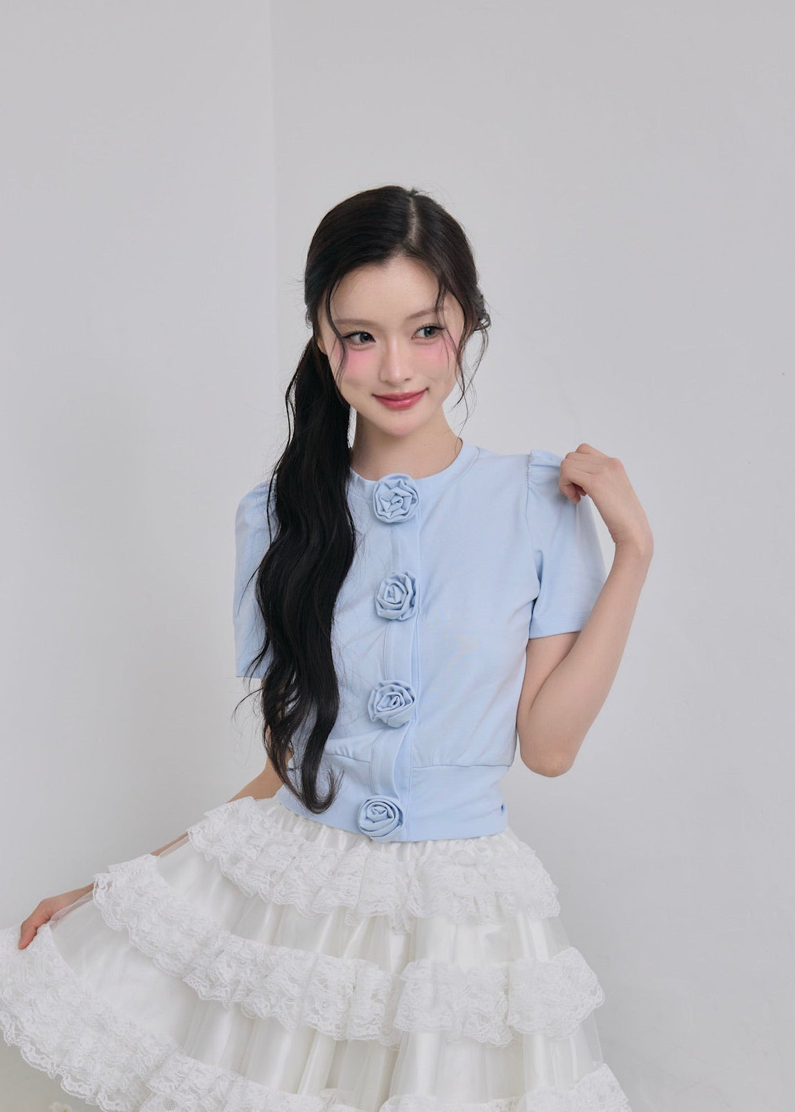 Rose flower motif short sleeve cardigan