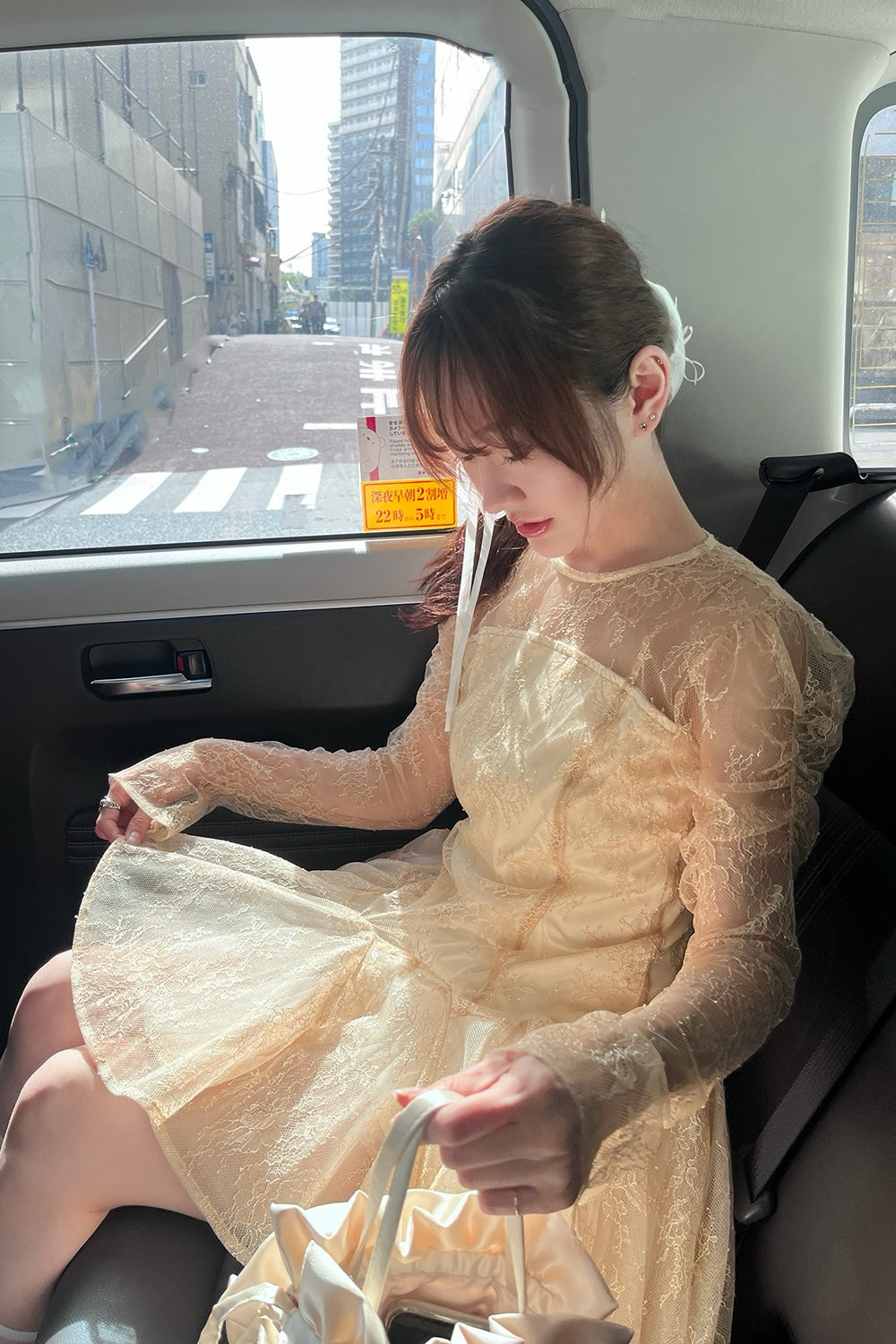 dollish lace dress