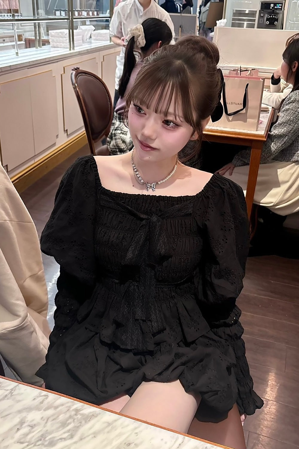 Front Ribbon Peony Puff Top