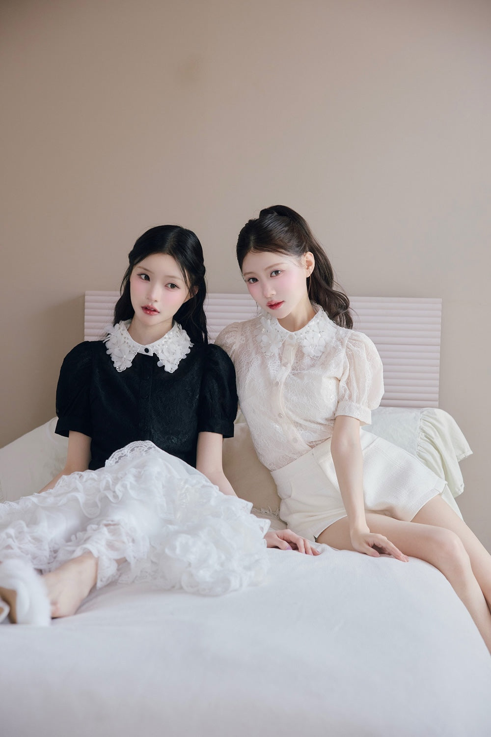 étoile flower lace blouse