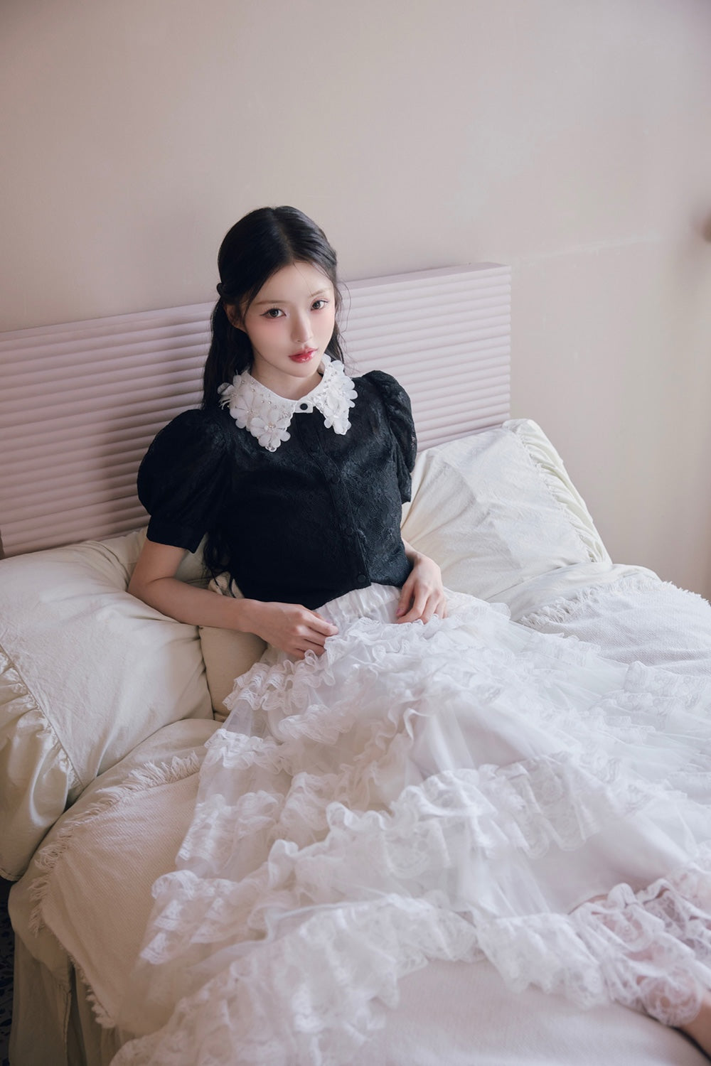 étoile flower lace blouse