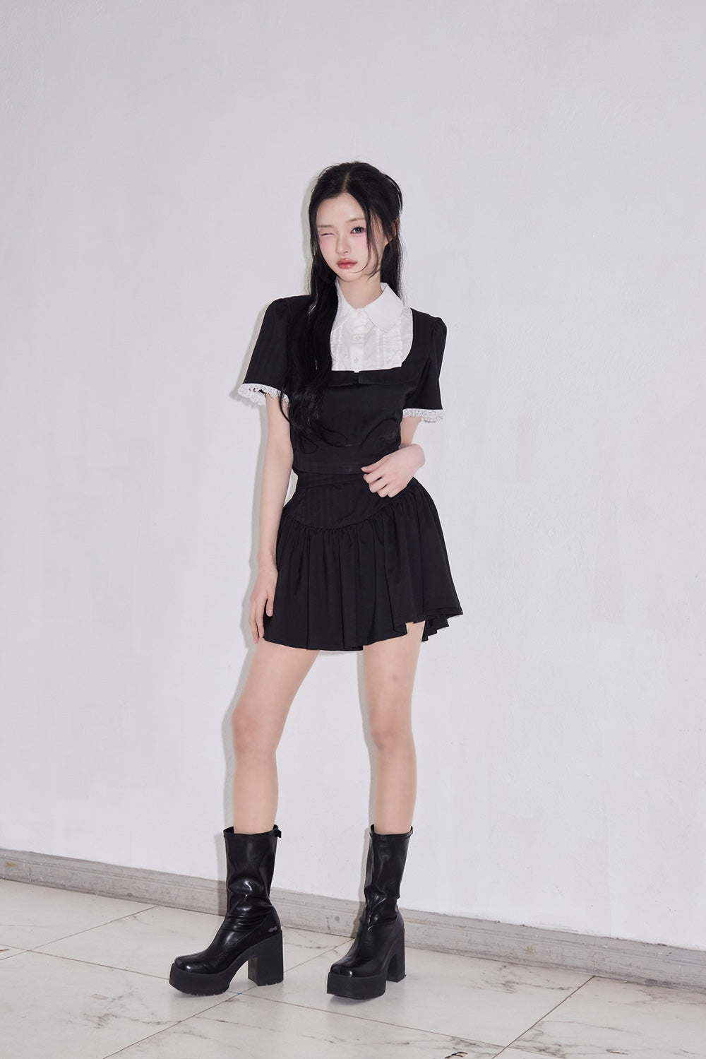 Gather flare mini skirt