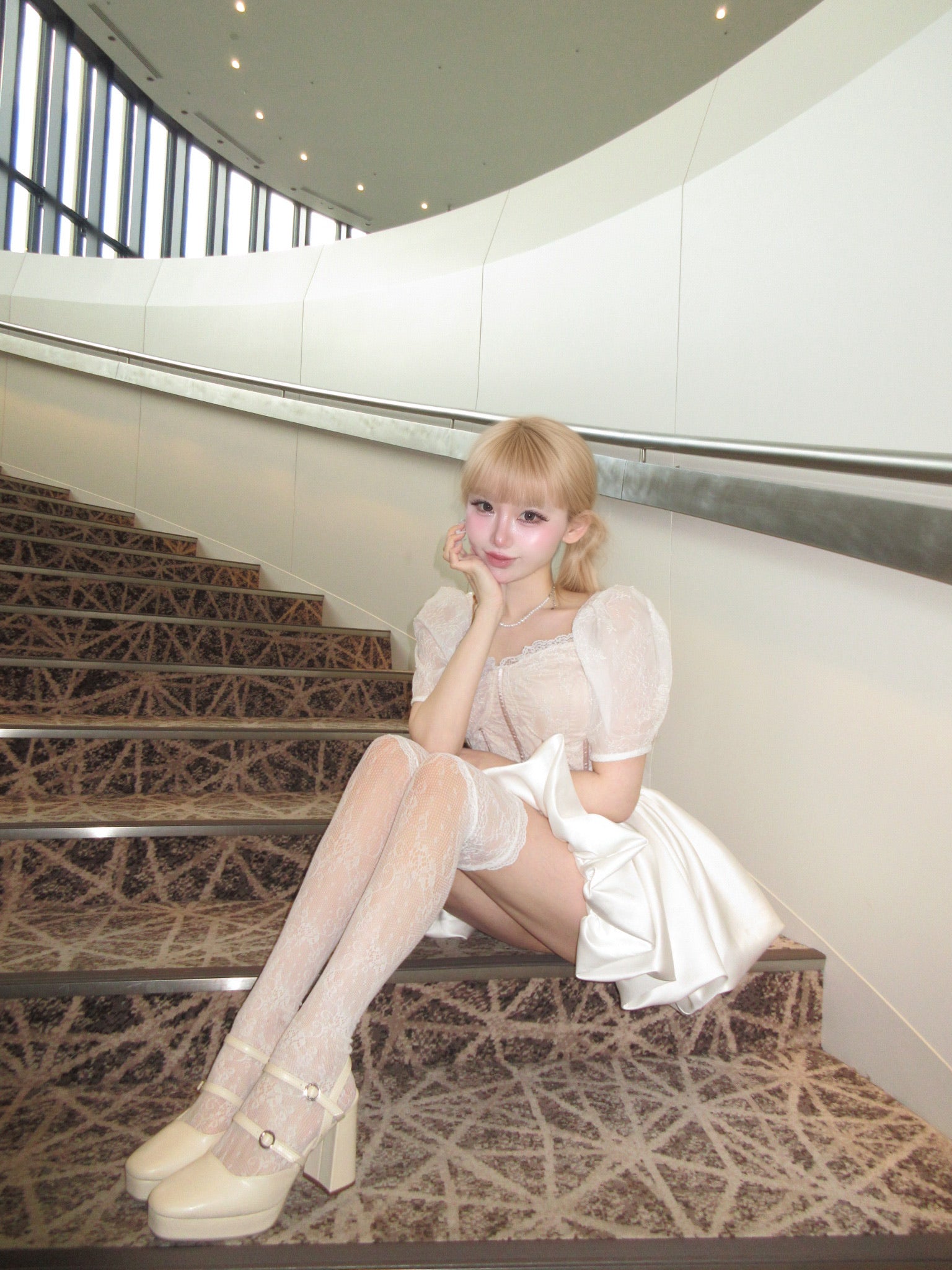 corset balloon lace satin dress(white)
