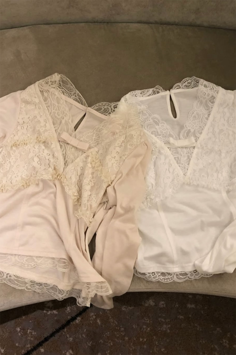 Romance Lace long sleeve tops