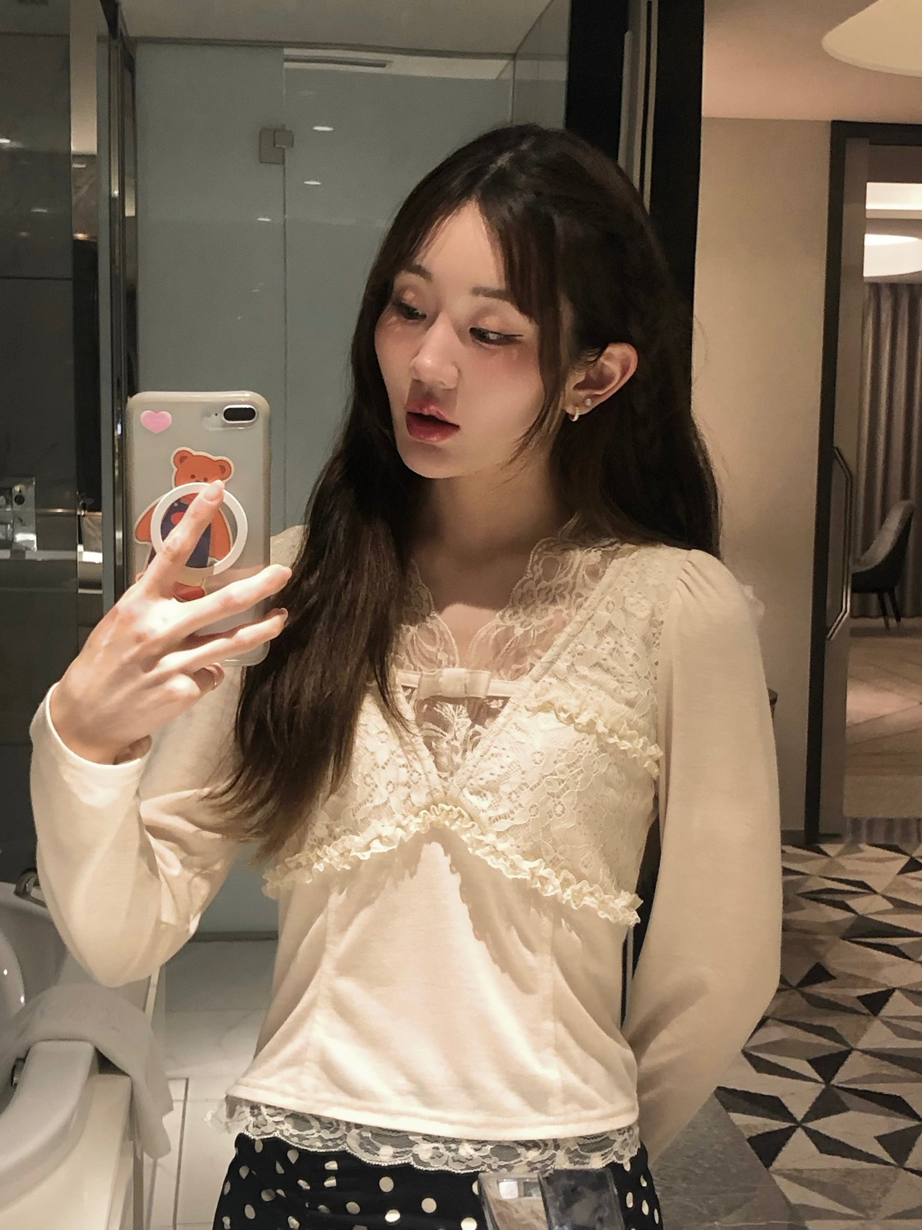 Romance Lace long sleeve tops