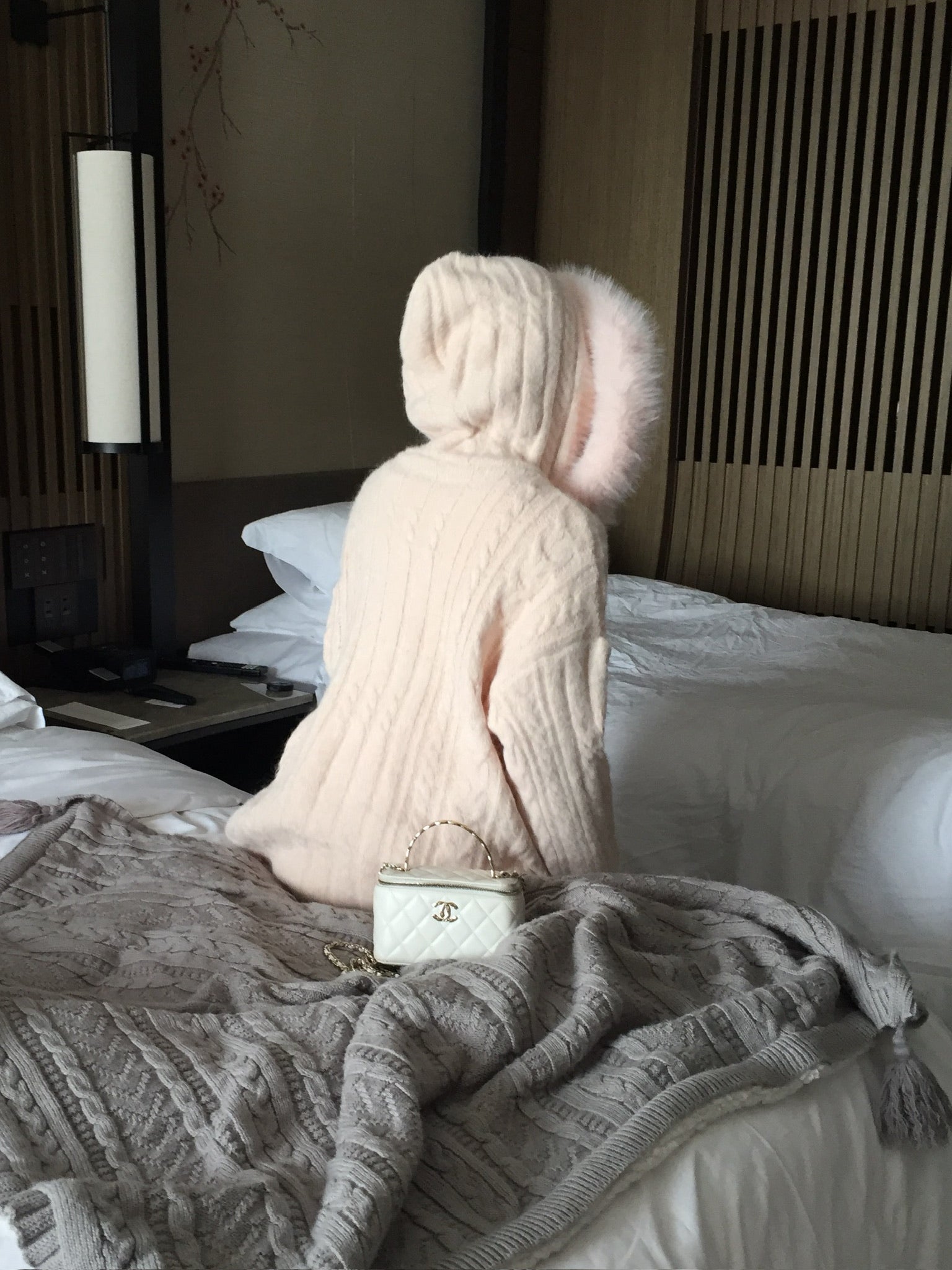 予約販売】Bunny fur cable knit cardigan – Treat Ürself