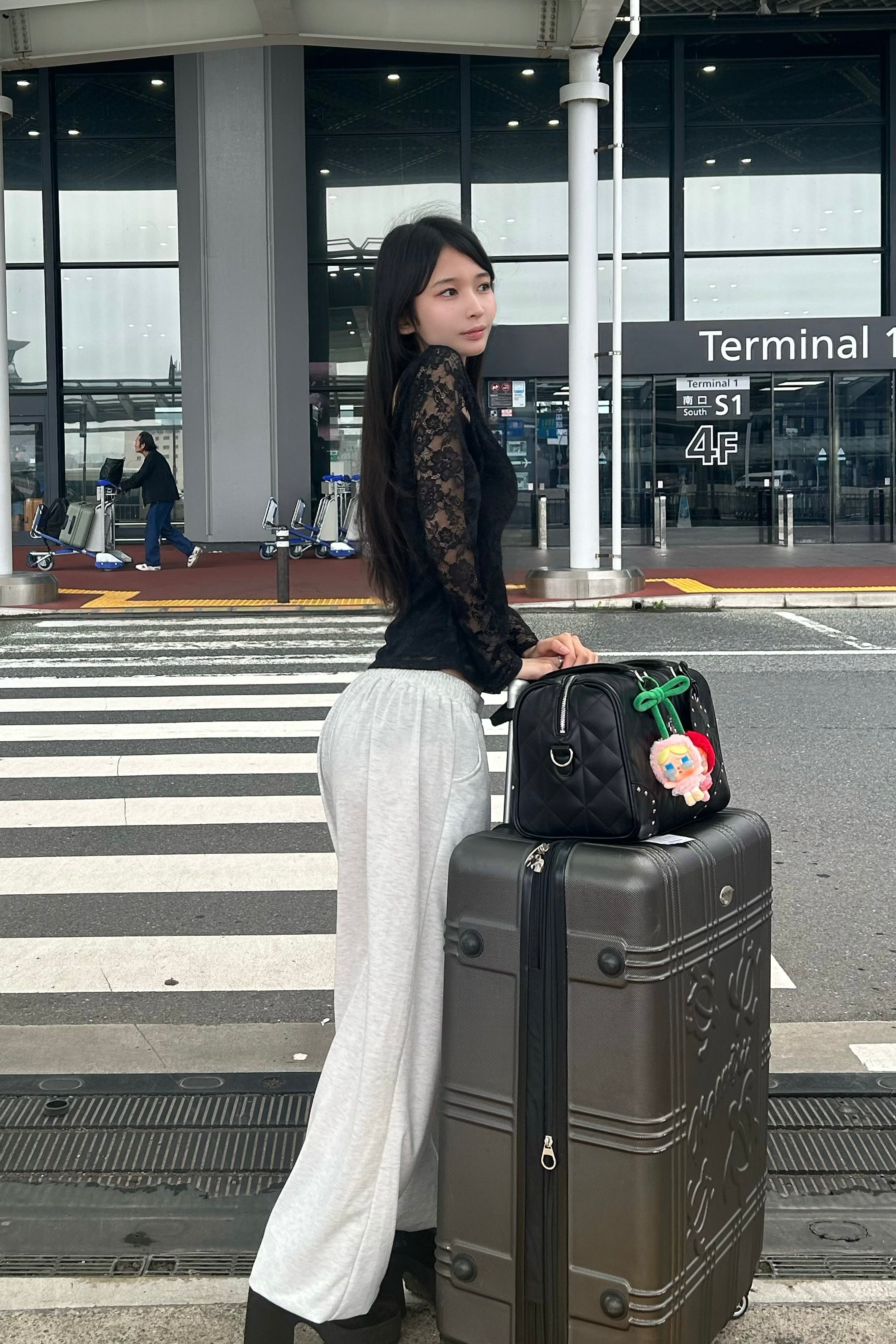 Elegant lace long T-shirts