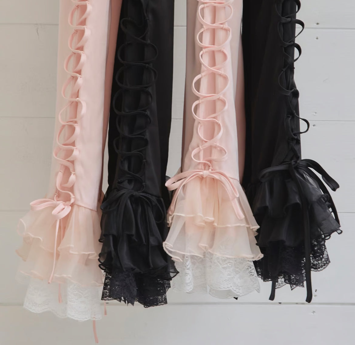 lace up frill pants (pink)